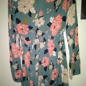 Billabong Dresses - Billabong button up dress Billabong Dresses - Billabong button up dress